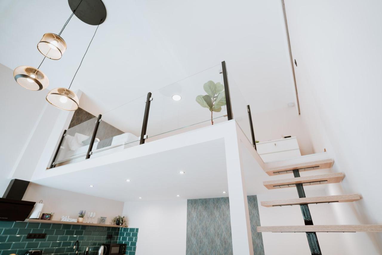 Budapest Perla Luxory 1. Luaran gambar
